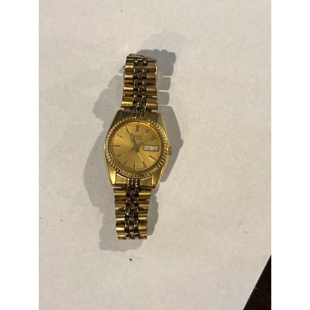 Seiko Womens watch gold day date quartz wrist watch